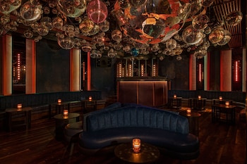 moxy nyc lower east side a marriott hotel