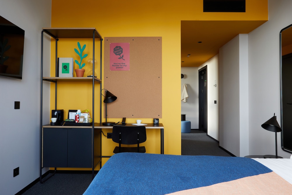 the social hub barcelona poblenou