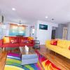 Cheerful & Beautiful 3-Bedroom Ranch,,2 star