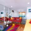 Cheerful & Beautiful 3-Bedroom Ranch,,2 star