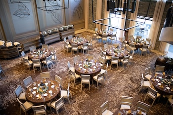 the bradstan boutique hotel