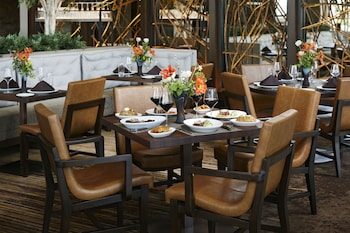 the bradstan boutique hotel