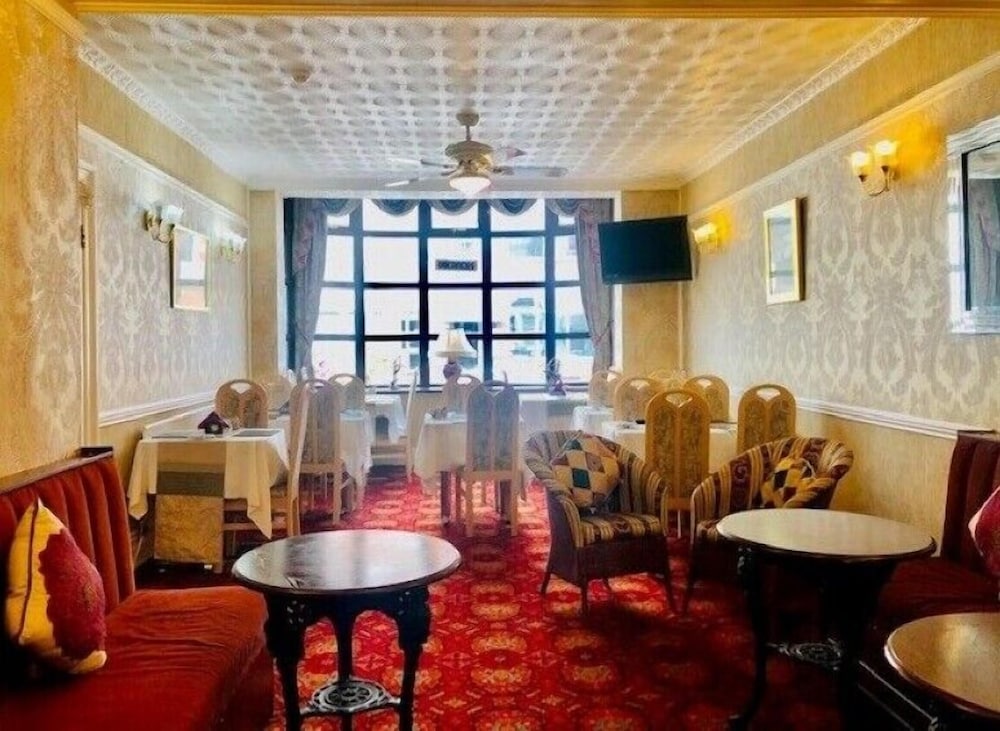 dunromin hotel