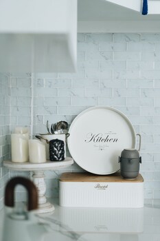 luxurious 3br villa muzo with pool by azure near w