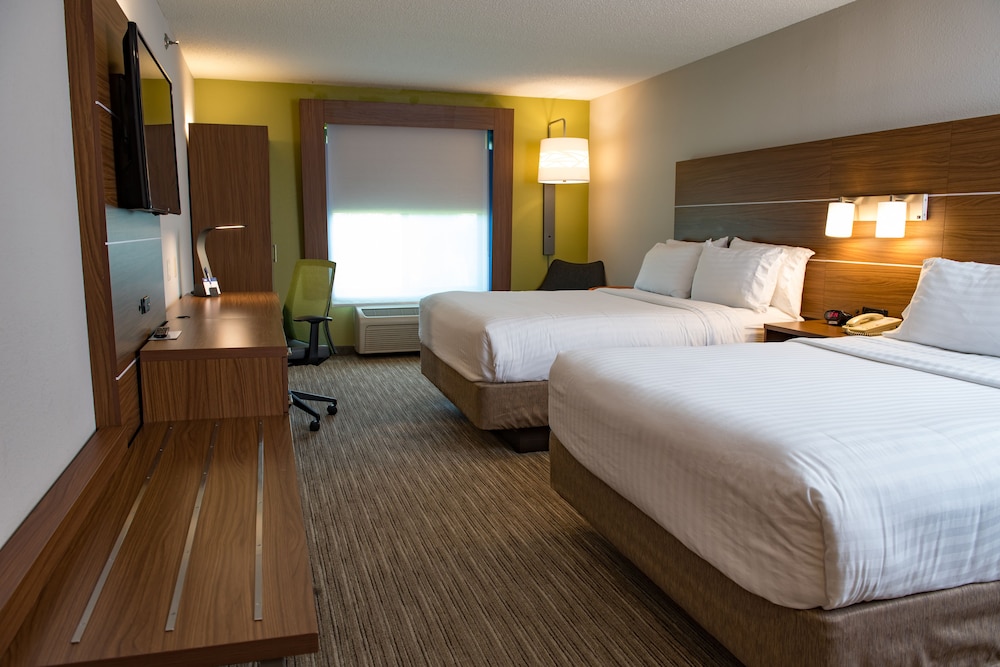 holiday inn express and suites elkhart an ihg hotel