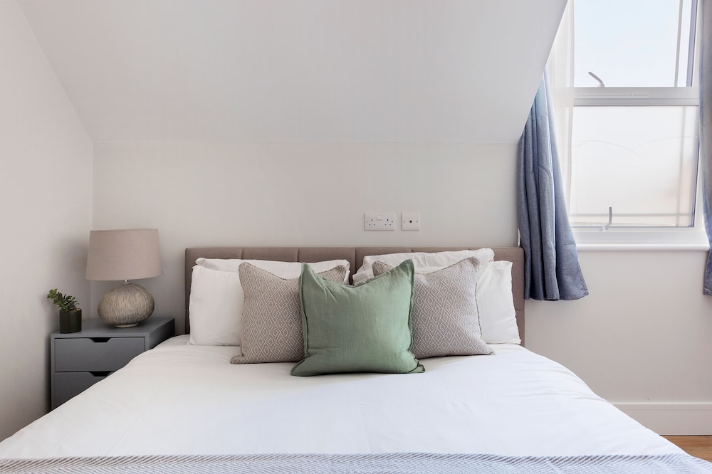 the finchley apartment