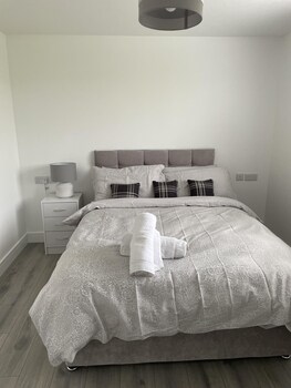 Castle View Chalet By Clonlum Cottages,,3 star