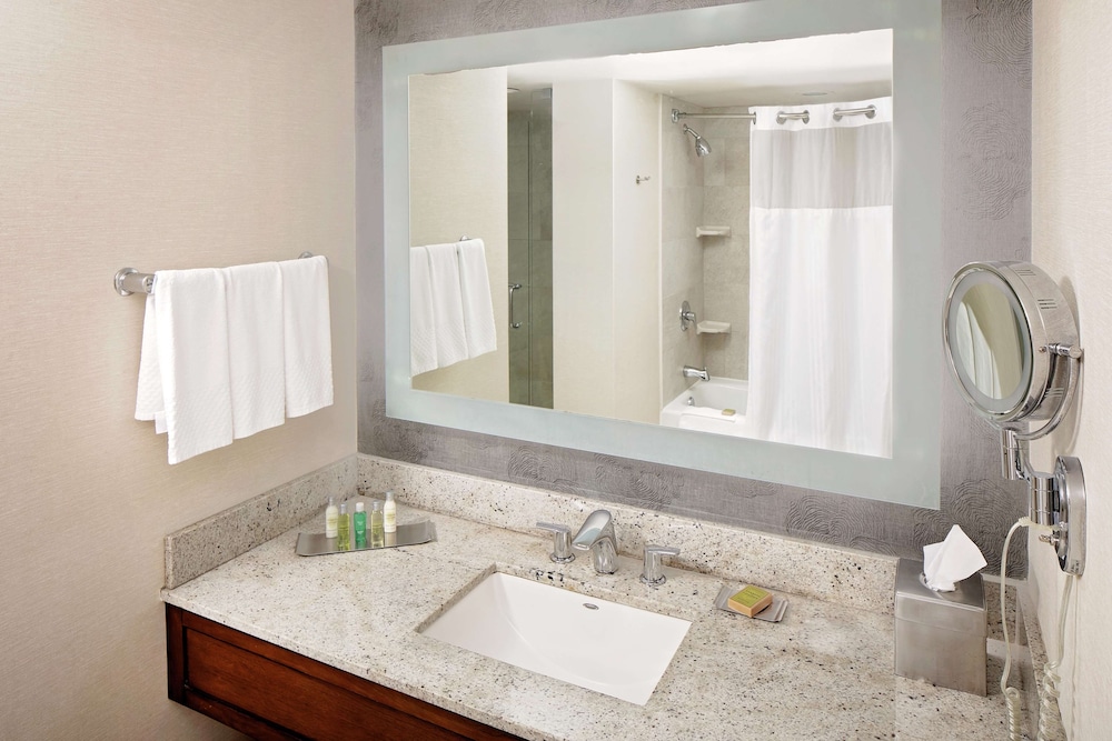 doubletree hotel south bend