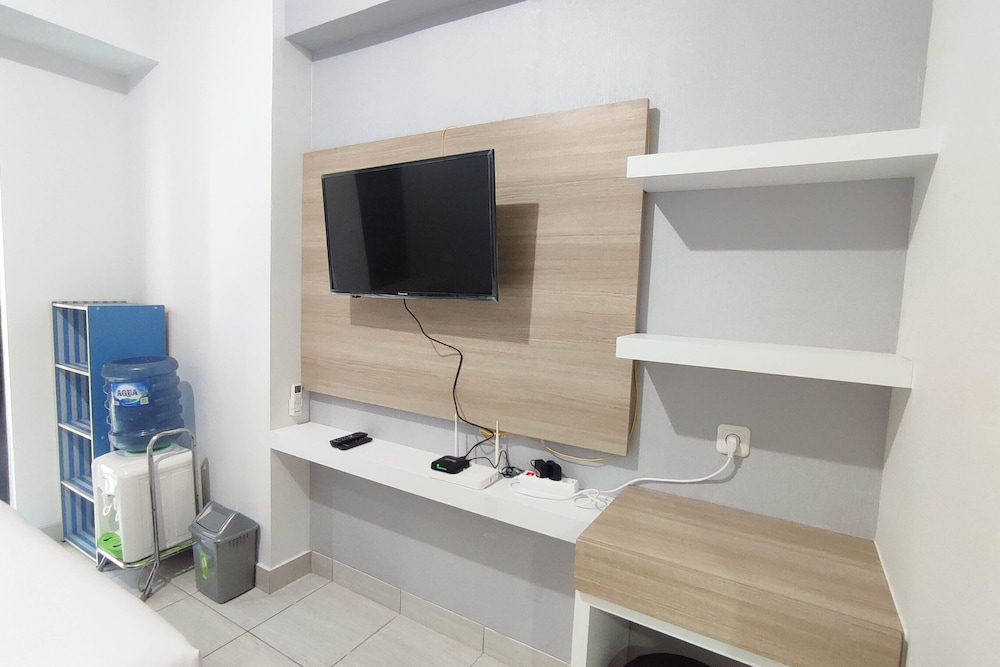 cozy living studio at the alton apartment