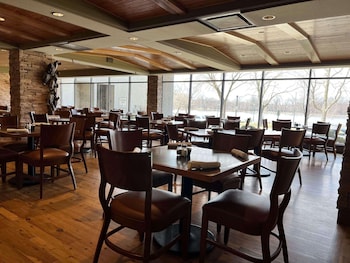 radisson hotel la crosse