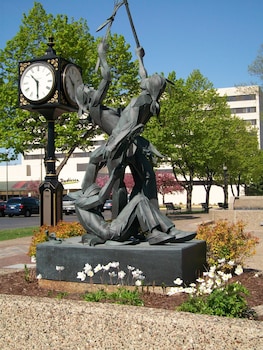 radisson hotel la crosse