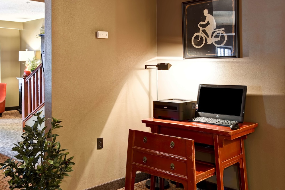 grandstay hotel and suites