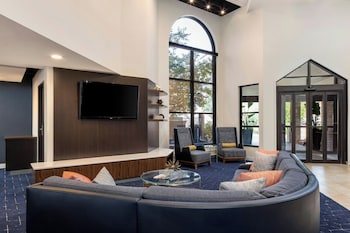 courtyard by marriott la crosse