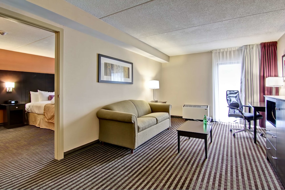 best western plus toronto north york hotel and suites