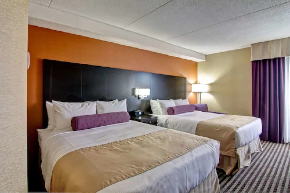 best western plus toronto north york hotel and suites