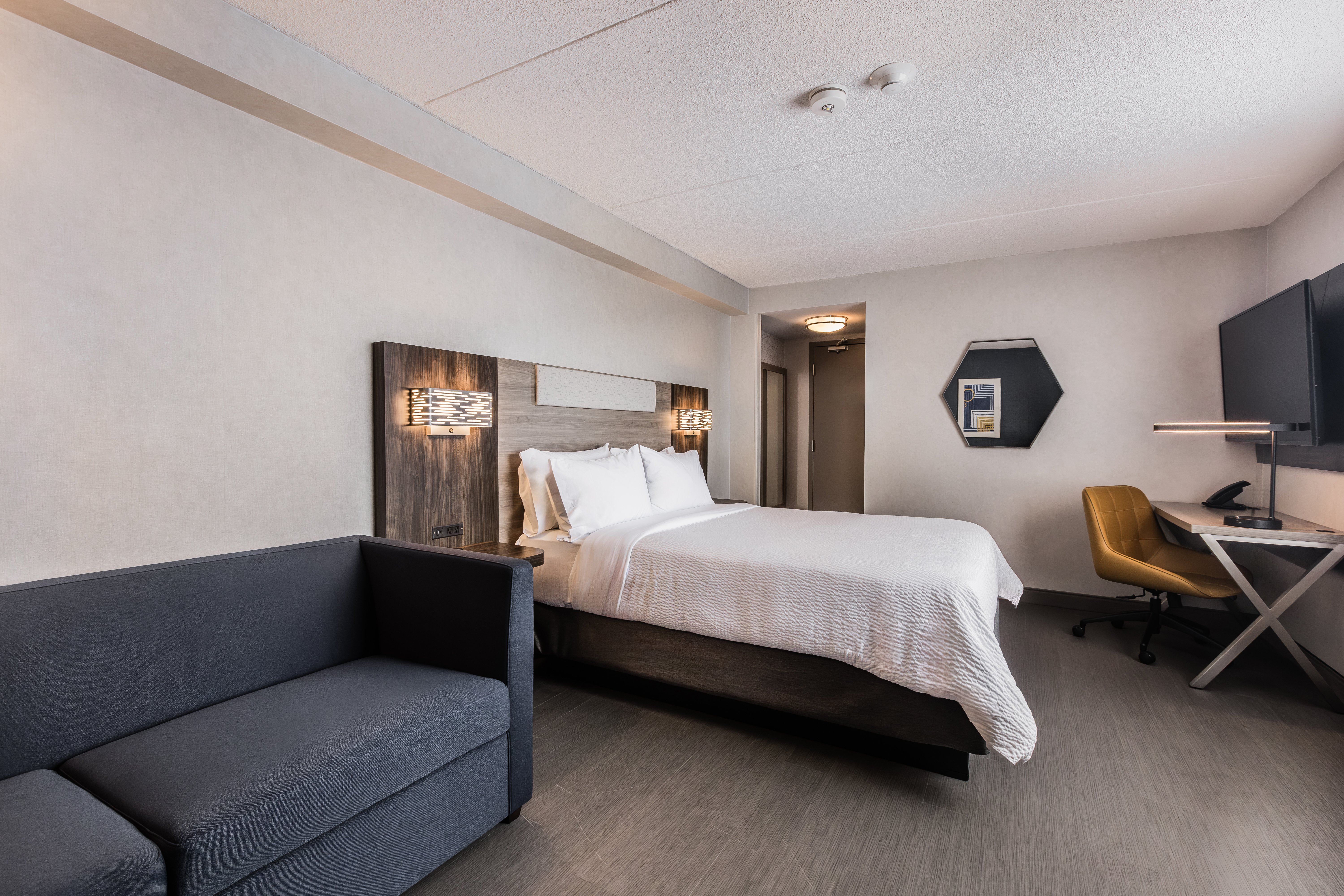 holiday inn express toronto north york by ihg
