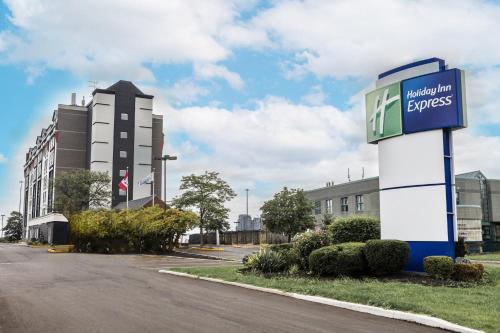 holiday inn express toronto north york by ihg