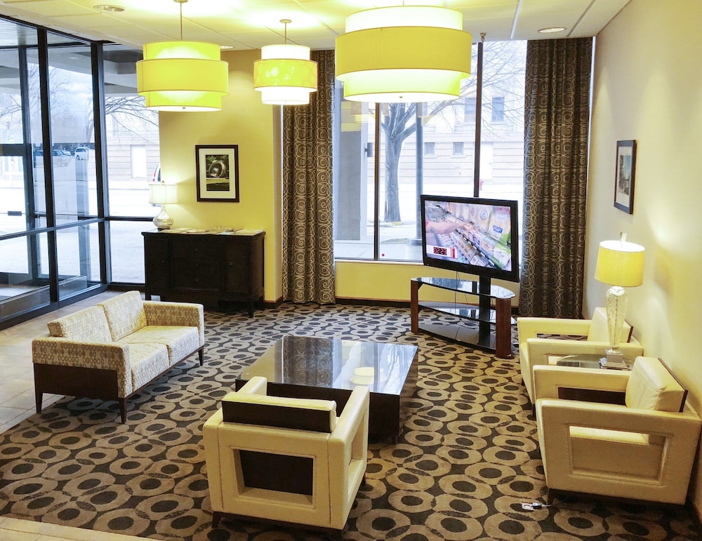 radisson hotel bismarck