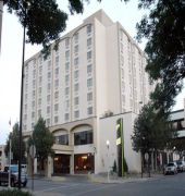 radisson hotel bismarck