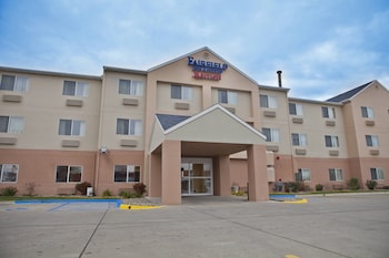 fairfield inn and suites bismarck south