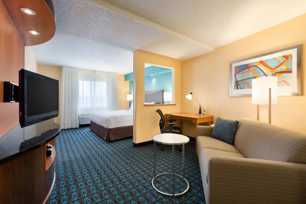 fairfield inn and suites bismarck south