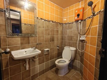 lanna oriental boutique wualai