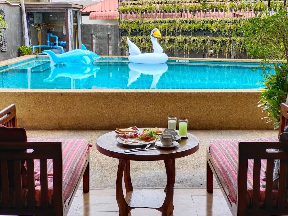 lanna oriental boutique wualai