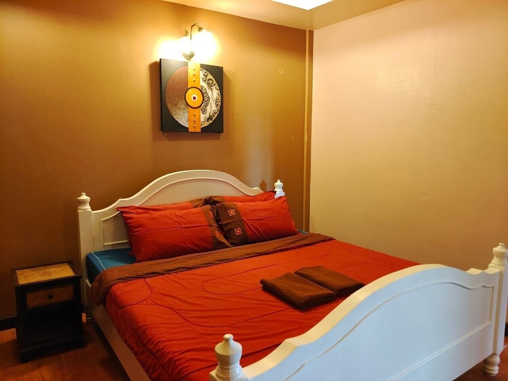 lanna oriental boutique wualai