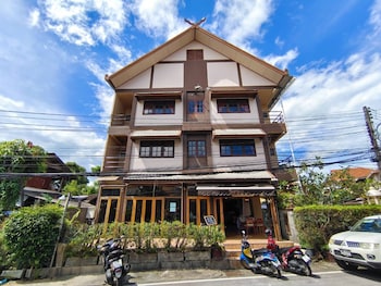 lanna oriental boutique wualai