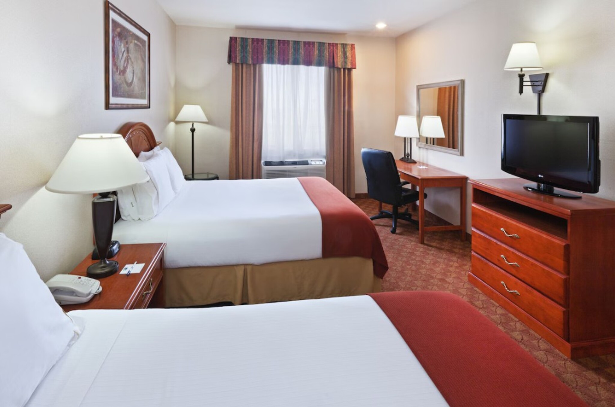 holiday inn express and suites by ihg