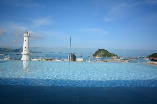 harbour komodo hotel