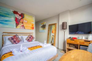 harbour komodo hotel