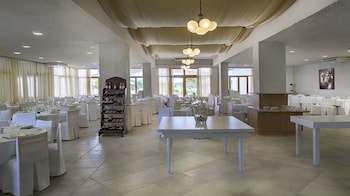 the grove seaside hotel