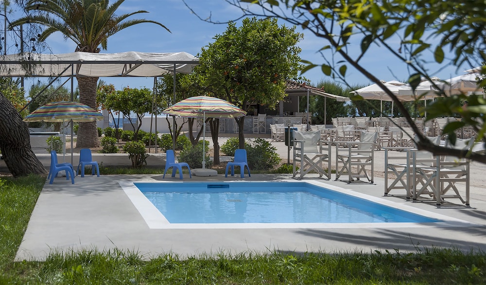 the grove seaside hotel