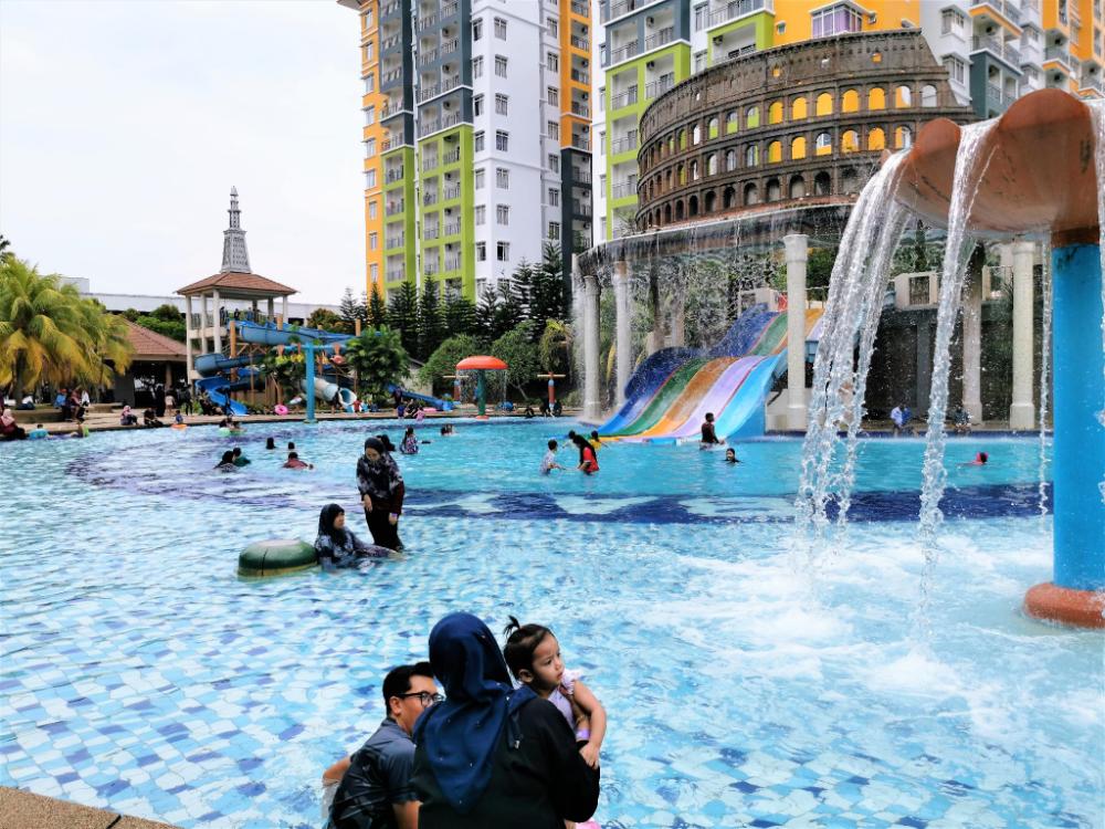 fhs water themepark resort melaka town city tengah