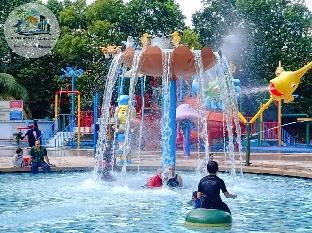 homestay fhs free water theme park tickets suite
