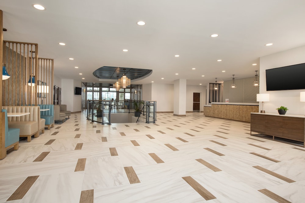 holiday inn and suites ocean city by ihg