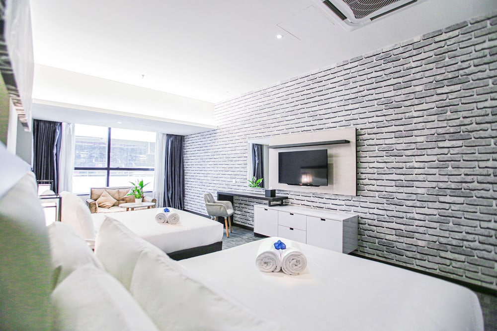 fives hotel dnp previously known as glex hotel signature jb