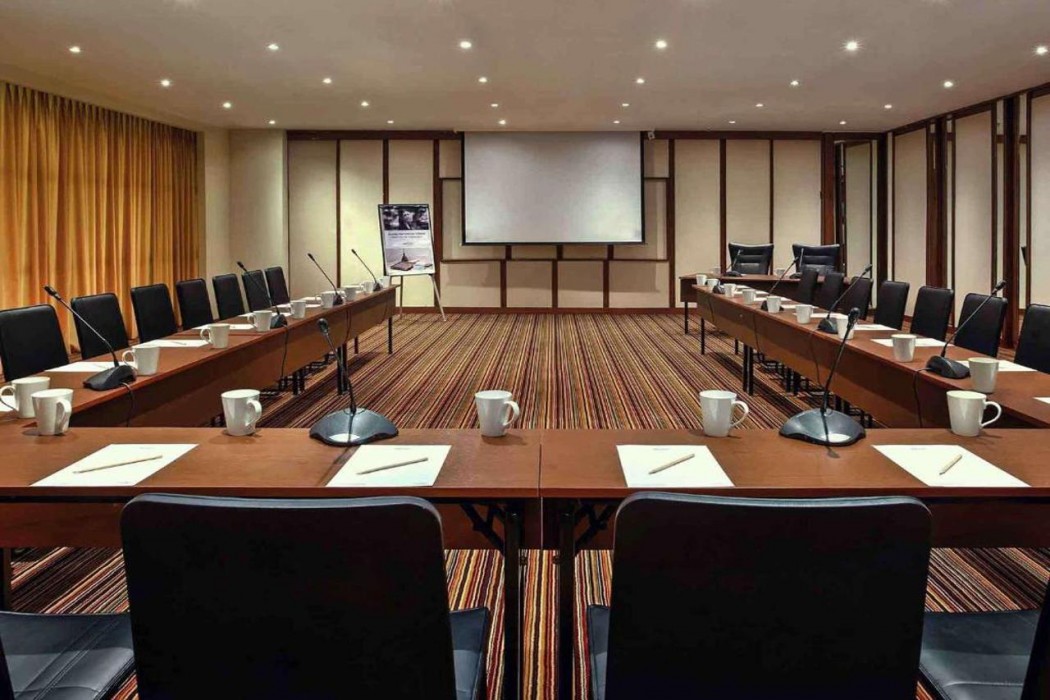 mercure convention center ancol