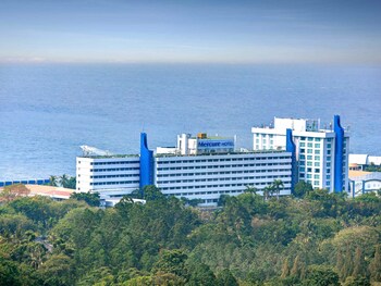 mercure convention center ancol