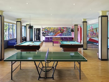 mercure convention center ancol