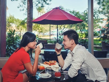 mercure convention center ancol