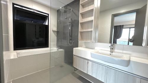 suasana lifestyle suite by keystone