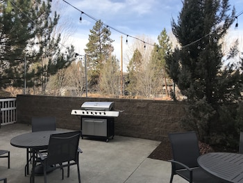 fairfield inn and suites by marriott bend downtown
