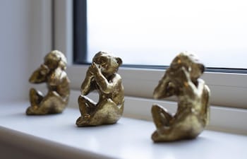 stunning modern 2 bedroom apartment with spectacular views of bath skyline