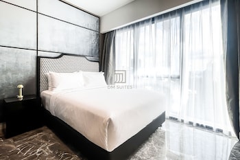 the face 2 by dm suites