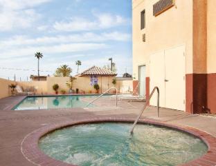 holiday inn express madera yosemite park area by ihg