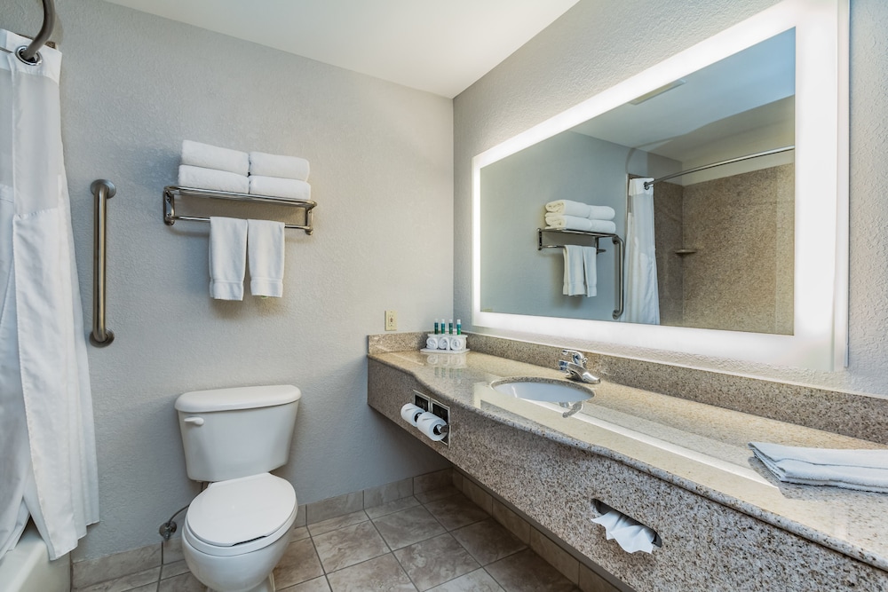 holiday inn express hotel and suites south bend by ihg