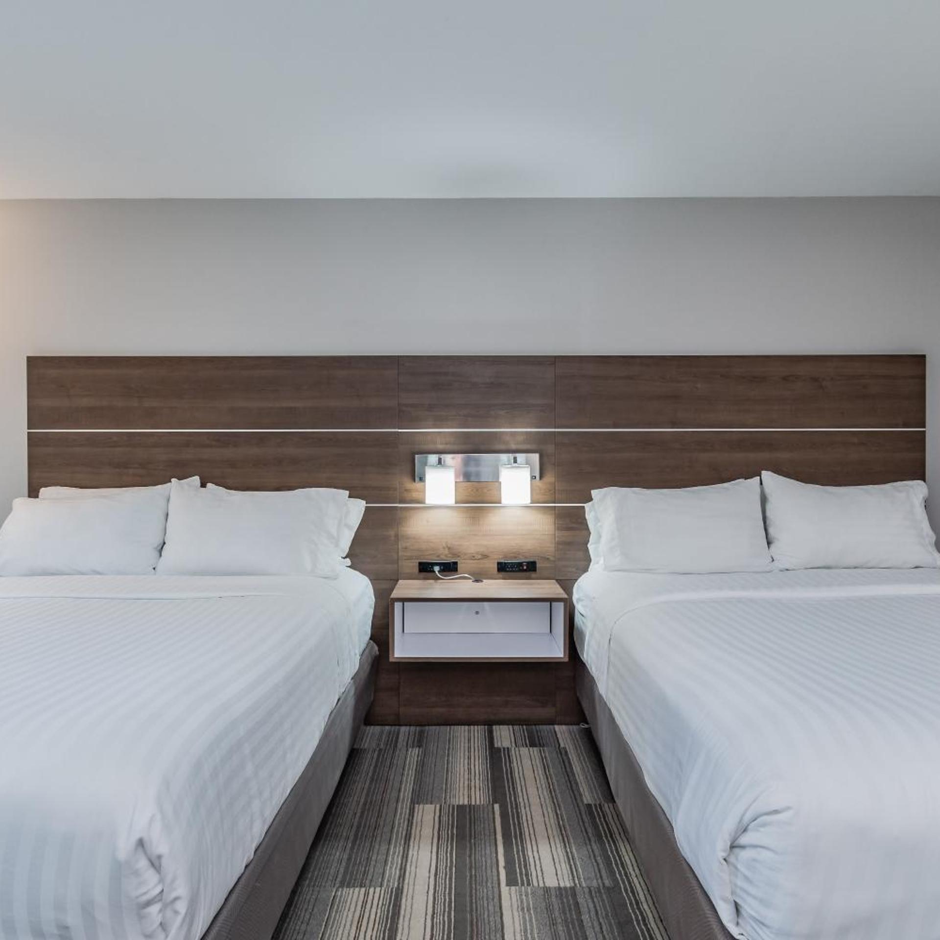 holiday inn express hotel and suites south bend by ihg