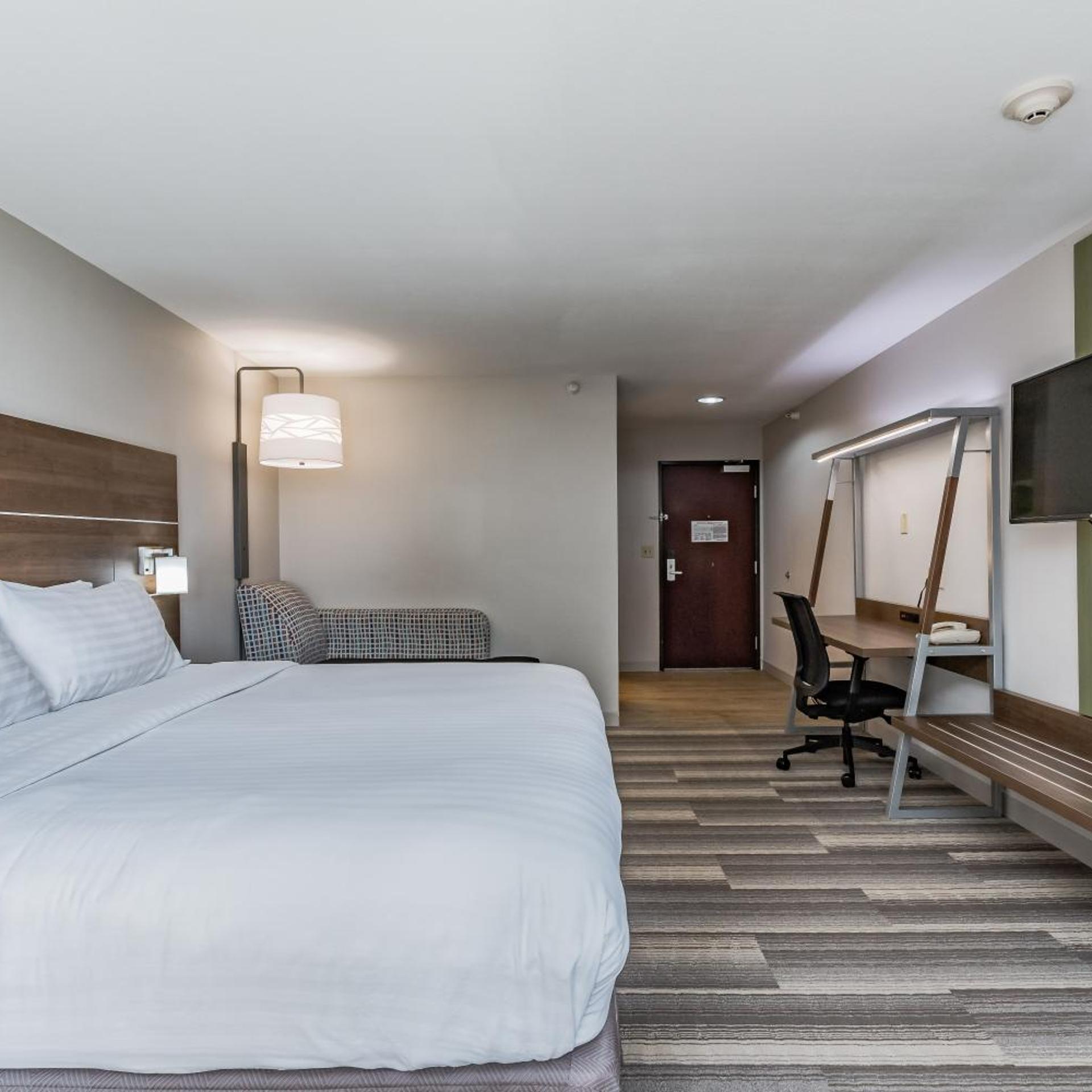 holiday inn express hotel and suites south bend by ihg